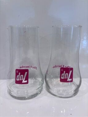 Vintage 7-up “the Uncola” glasses set of 2 retro soda advertising 1970s Barware